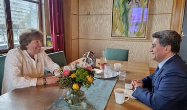 Представитель Автономной администрации встретился с мэром норвежской столицы