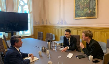 Представитель Автономной администрации встретился с Рабочей партией Норвегии в Осло