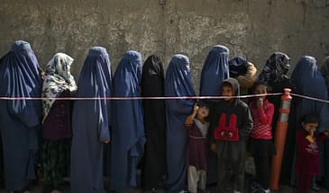 Жесткие ограничения и незаконное подавление прав женщин и девочек в Афганистане