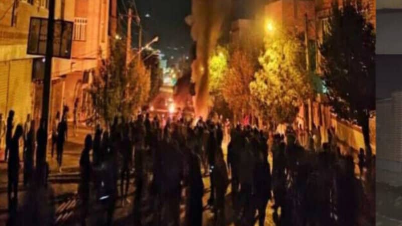 Ночные протесты в Иране и Восточном Курдистане продолжаются